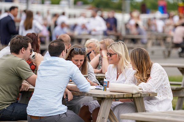 Race Day | Chelmsford City Racecourse