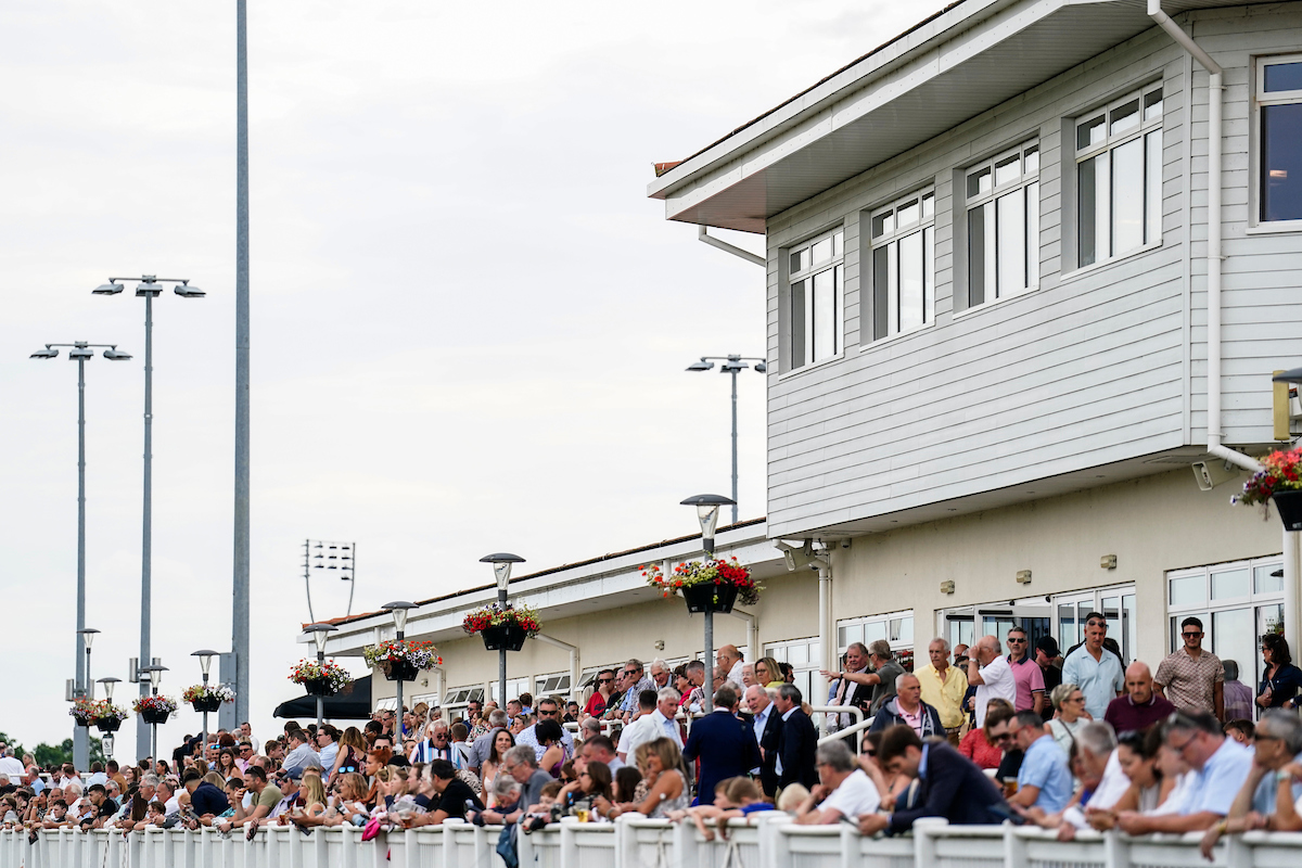 Race Days | Chelmsford City Racecourse